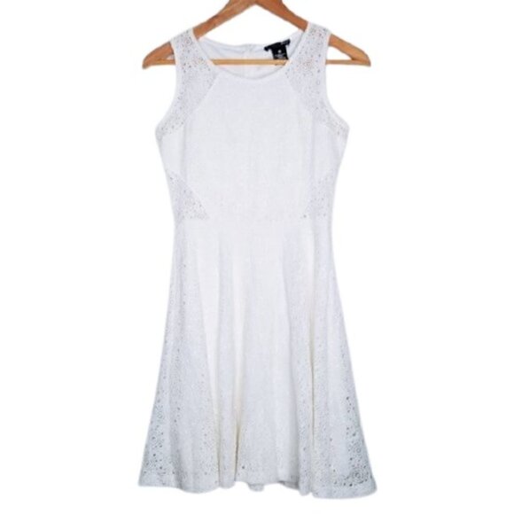 Aqua White Lace Crochet Skater Sleeveless Dress - Picture 2 of 7